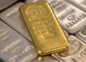 gold silver 300x216 - gold silver